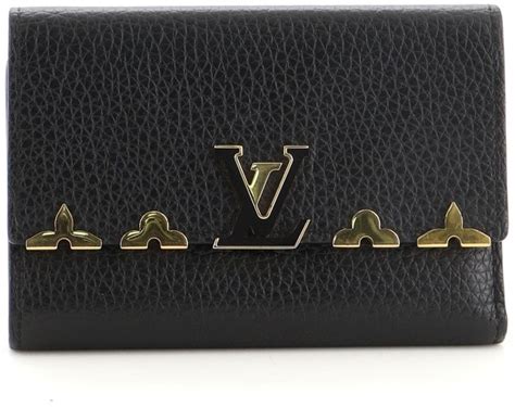 Women's Louis Vuitton Capucines Compact Long Wallet